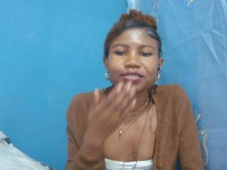 Sylvia6's Live Webcam