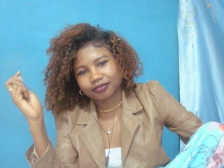 Sylvia6's Live Webcam