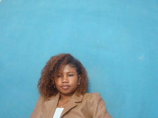Sylvia6's Live Webcam