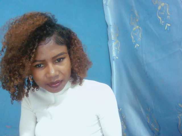 Sylvia6 live cam on BongaCams