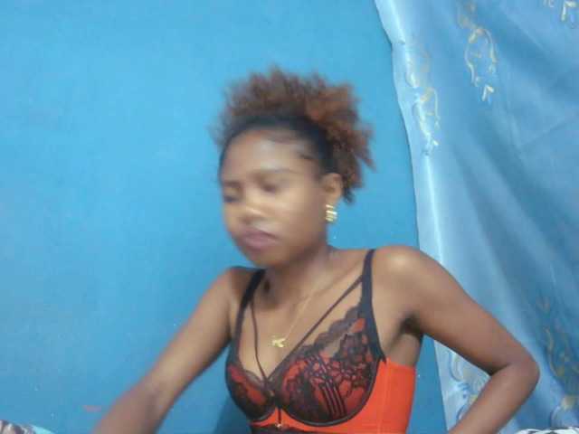 Sylvia6 live cam on BongaCams