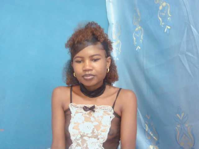 Sylvia6 live cam on BongaCams