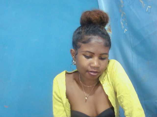 Sylvia6 live cam on BongaCams