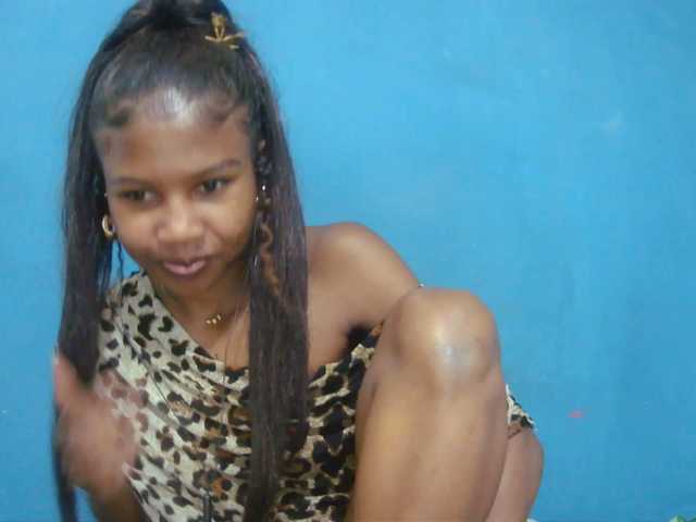 Sylvia6 live cam on BongaCams