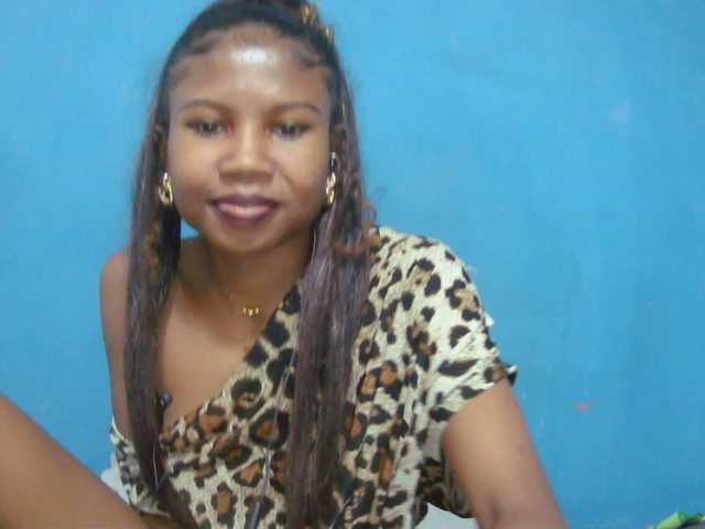 Sylvia6 live cam on BongaCams