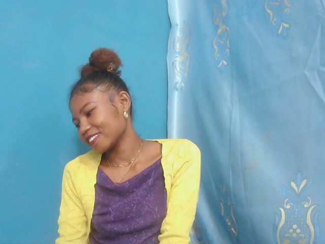 Sylvia6 live cam on BongaCams
