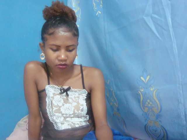 Sylvia6 live cam on BongaCams
