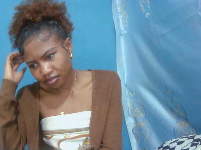 Sylvia6 live cam on BongaCams
