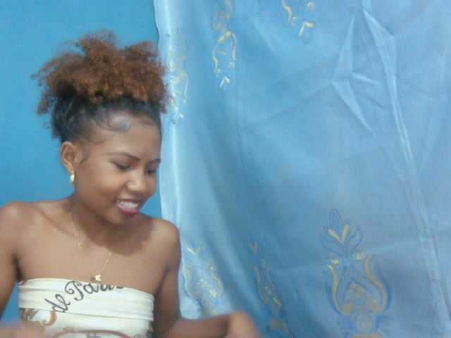 Sex chat gratuit in direct cu Sylvia6 pe BongaCams