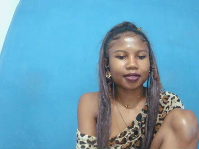 Sylvia6 live cam on BongaCams