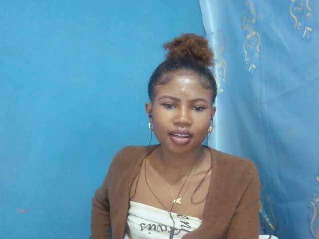 Sylvia6 live cam on BongaCams