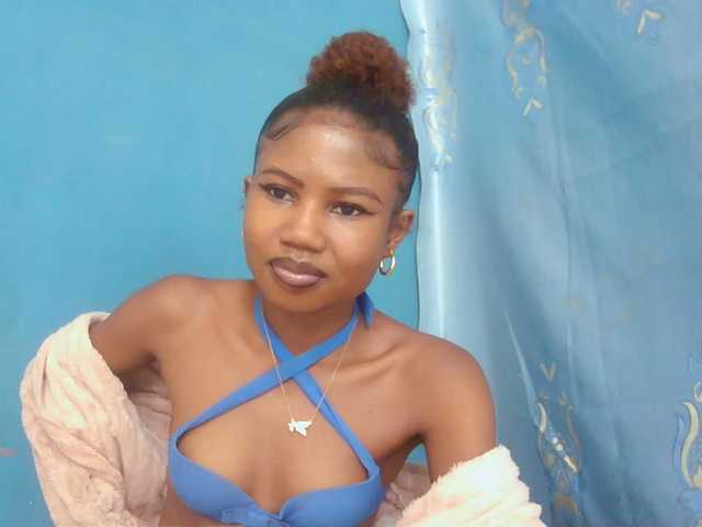 Sylvia6 live cam on BongaCams