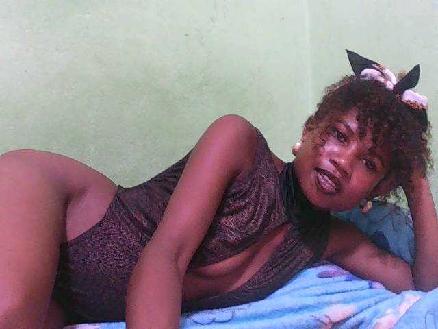 Sylvia6 webcam bongacams model stream image