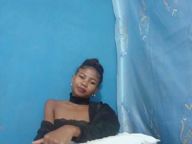 Sylvia6 live cam on BongaCams