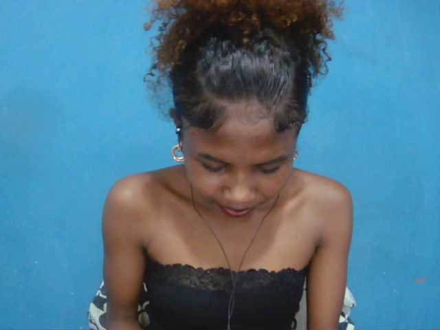 Sylvia6 live cam on BongaCams