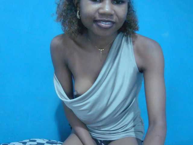 Sylvia6 live cam on BongaCams