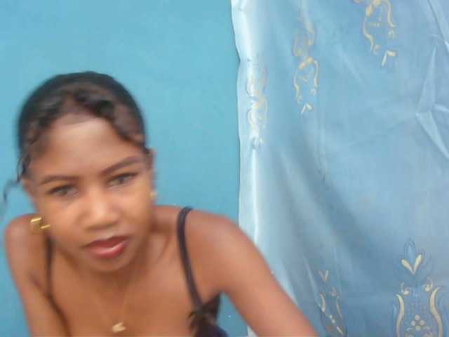 Sylvia6 live webcam show