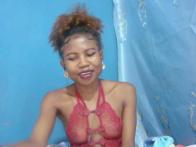 Sylvia6 live cam on BongaCams