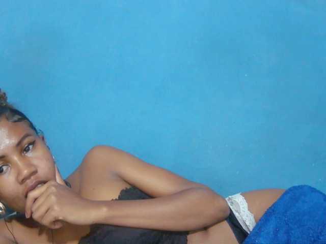 Sylvia6 live cam on BongaCams