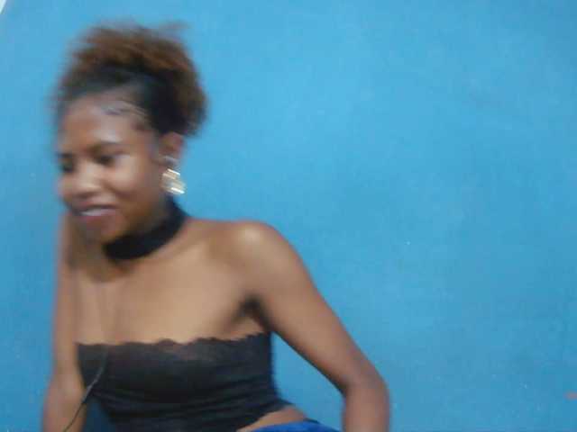 Sylvia6 live cam on BongaCams