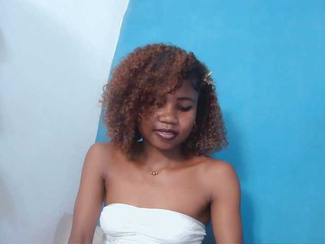 Sylvia6 live cam on BongaCams