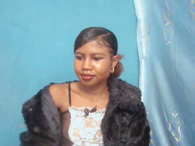 Sylvia6 live webcam show