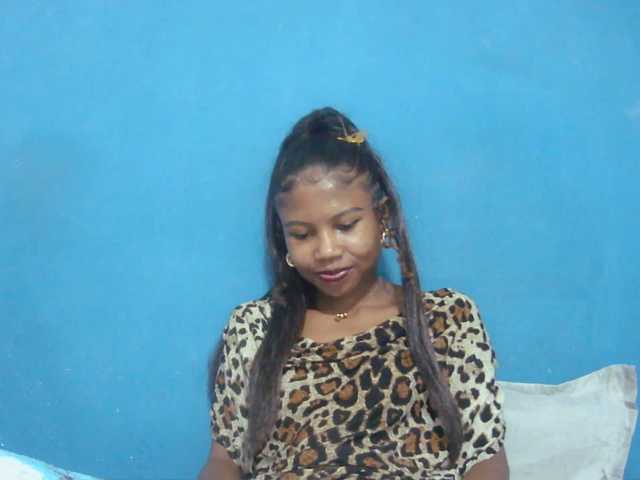 Sylvia6 live cam on BongaCams