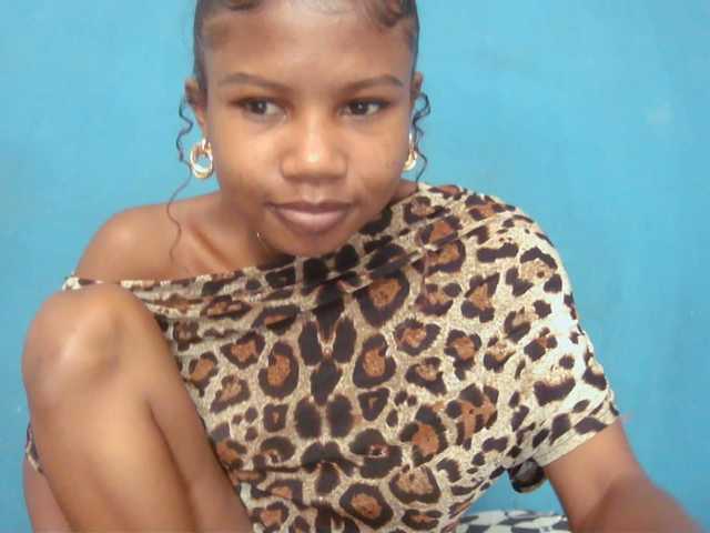 Sylvia6 live cam on BongaCams