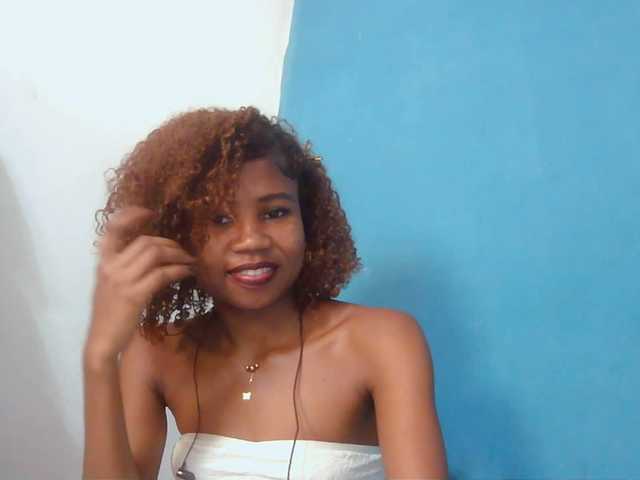 Sylvia6 live cam on BongaCams