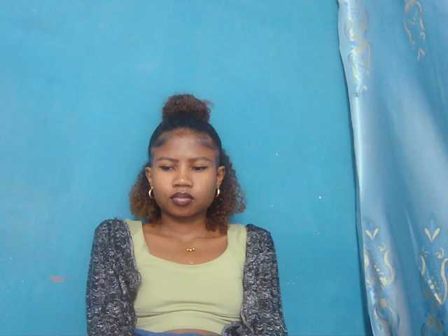 Sylvia6 live cam on BongaCams