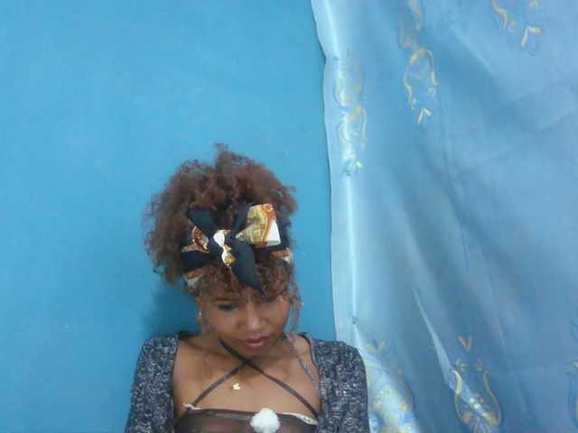 Sylvia6 live cam on BongaCams