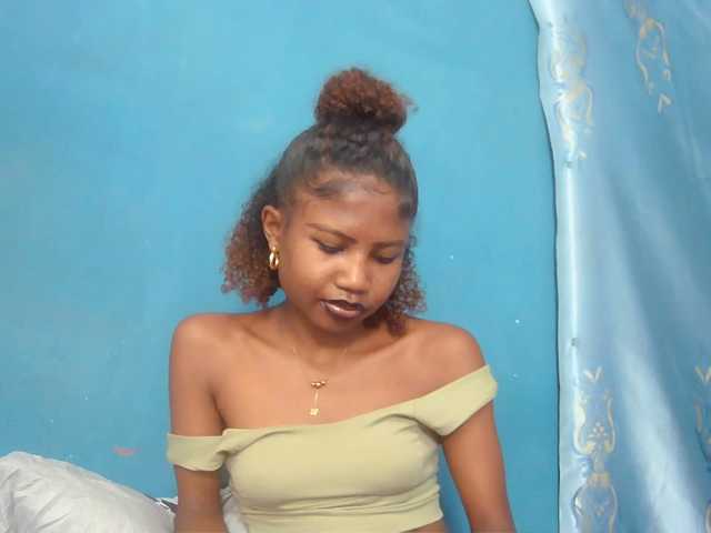 Sylvia6 live cam on BongaCams