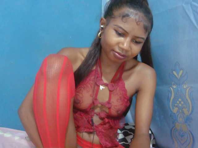 Sylvia6 live webcam show