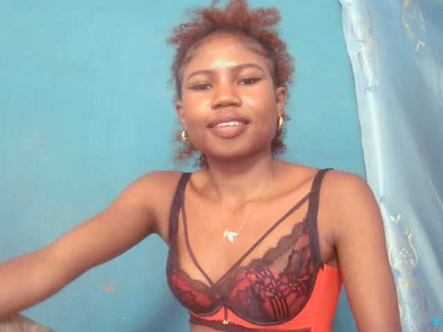 Sylvia6 live cam on BongaCams