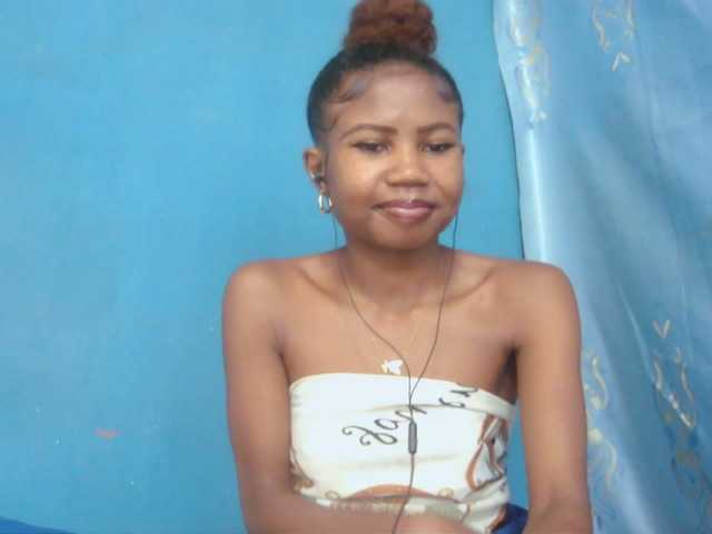 Sylvia6 live cam on BongaCams