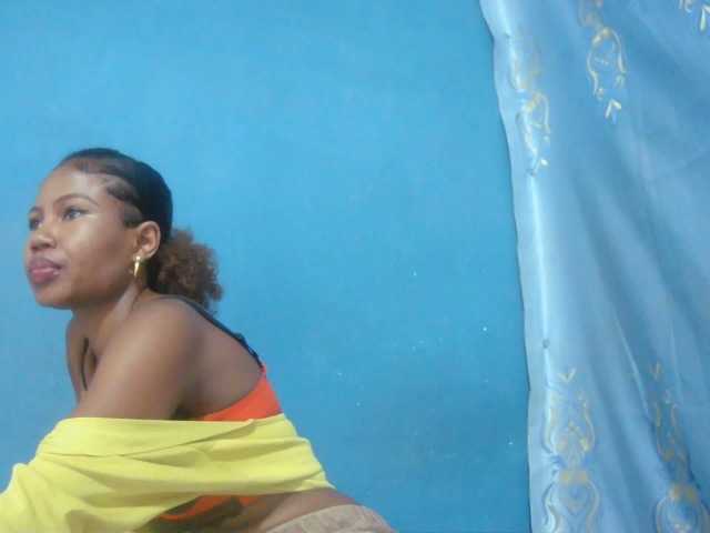 Sylvia6 live cam on BongaCams