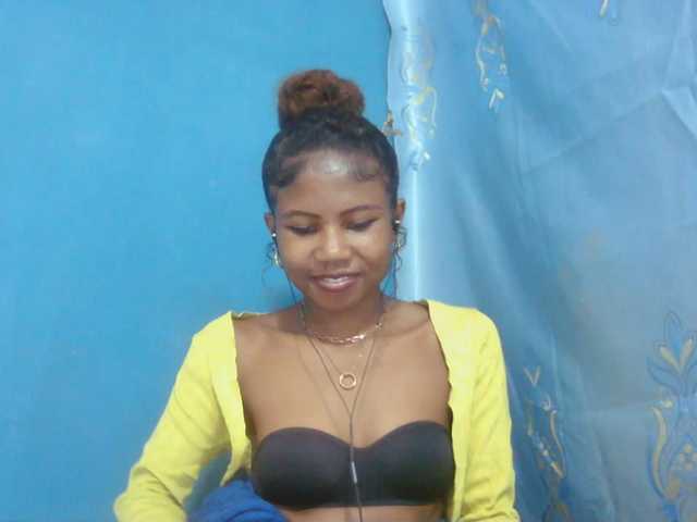 Sylvia6 live cam on BongaCams