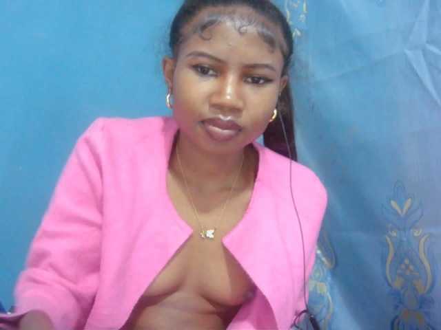Sylvia6 live webcam show