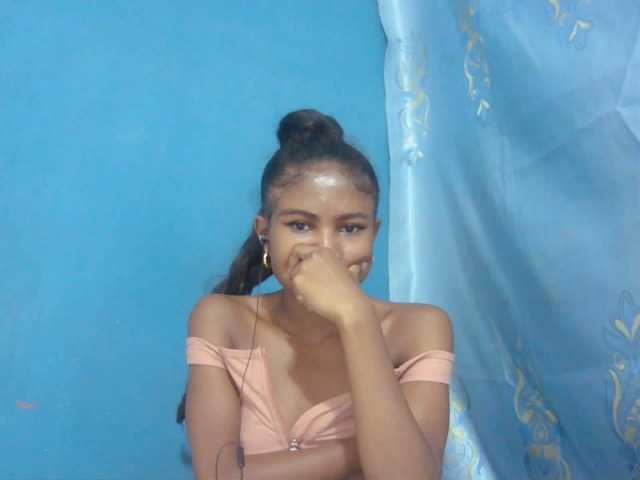 Sylvia6 live cam on BongaCams