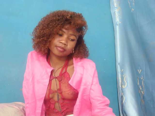 Sylvia6 live cam on BongaCams