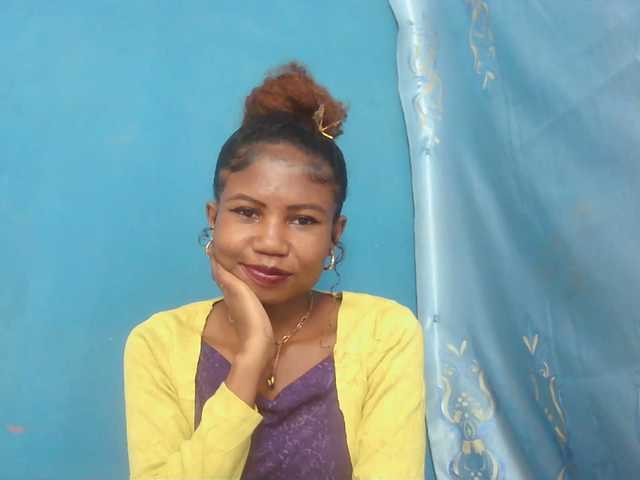 Sylvia6 live cam on BongaCams
