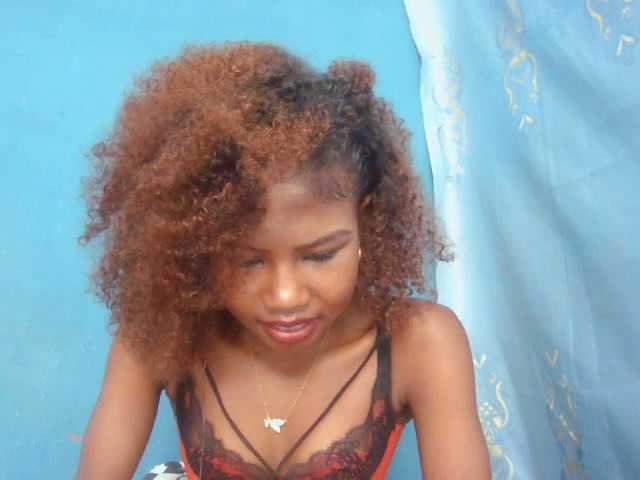 Sylvia6 live cam on BongaCams