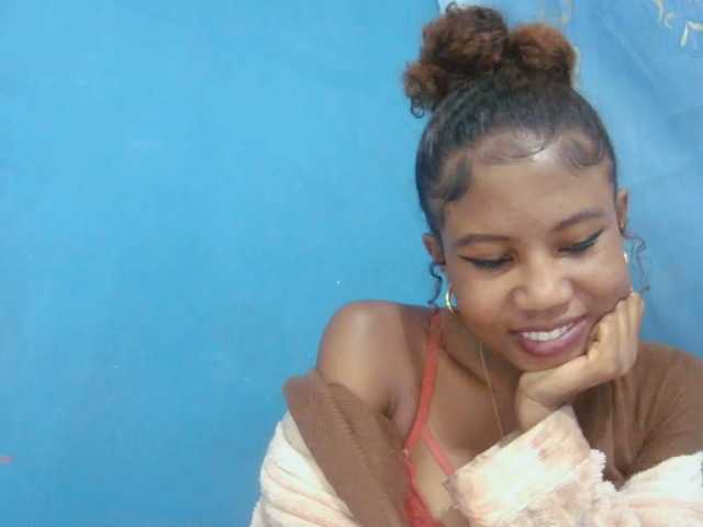 Sylvia6 live cam on BongaCams