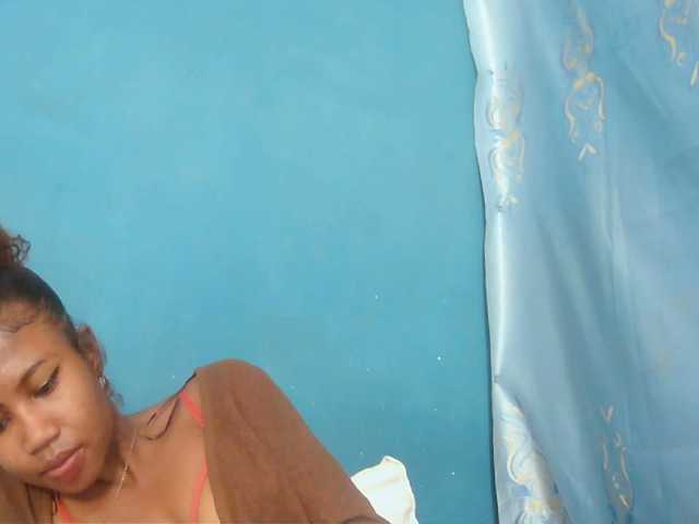 Sylvia6 live cam on BongaCams
