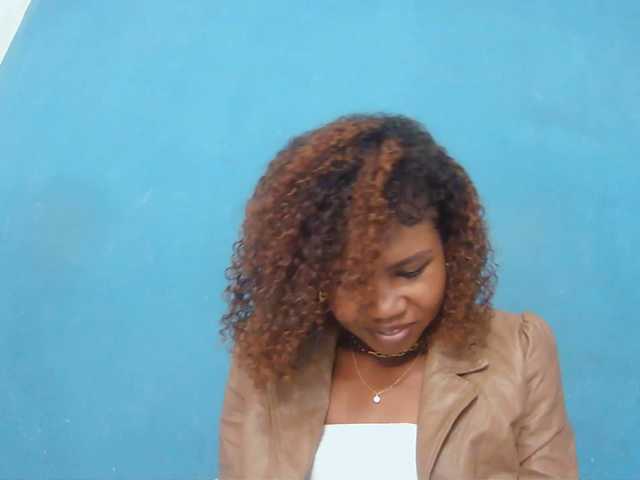 Sylvia6 live cam on BongaCams