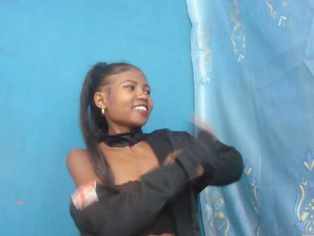 Sylvia6 live cam on BongaCams