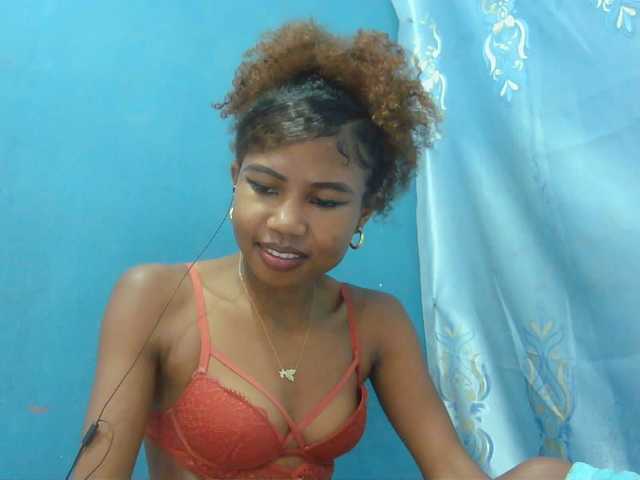 Sylvia6 live cam on BongaCams