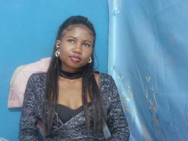 Sylvia6 live cam on BongaCams
