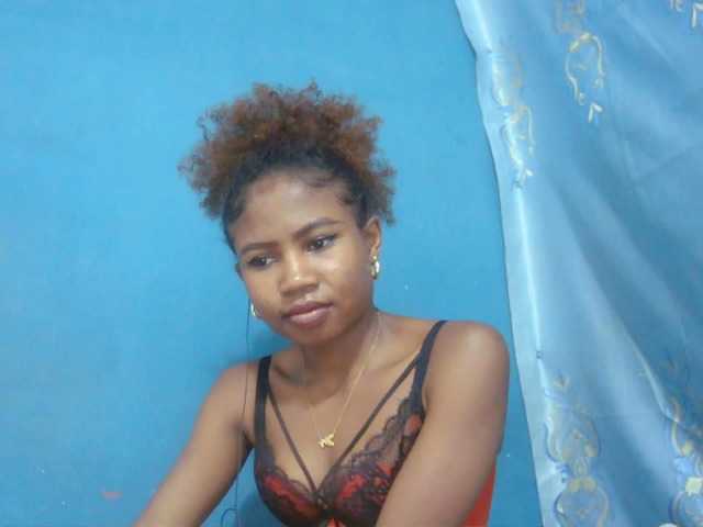 Sylvia6 live cam on BongaCams
