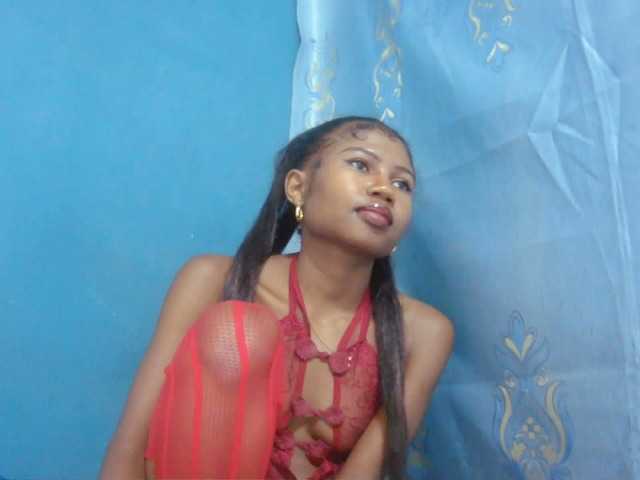 Sylvia6 live webcam show